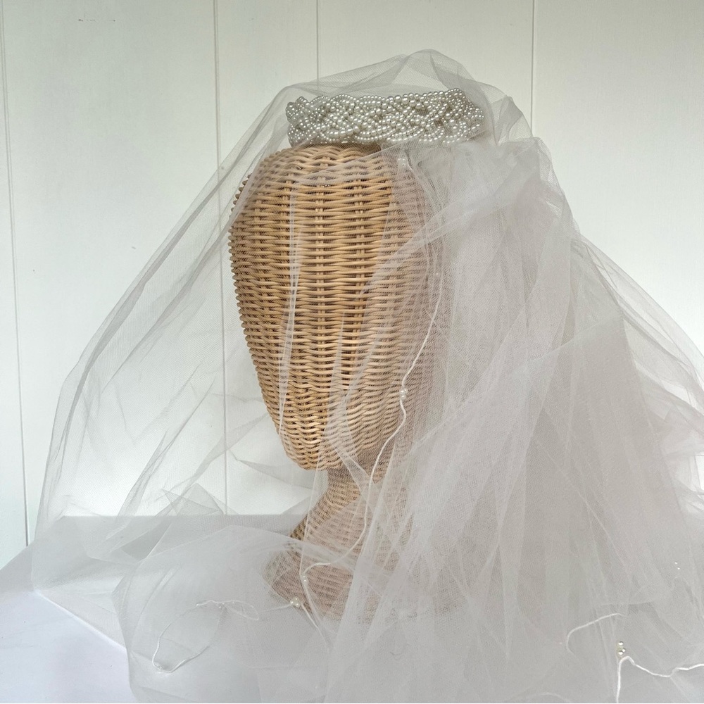 Vintage Braided Faux Pearls Tiara Wedding Veil